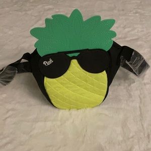 VS PINK PINEAPPLE 🍍 COOLER BAG